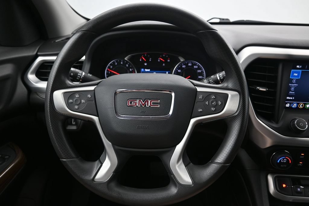 Used 2023 GMC Acadia SLE FWD image 13