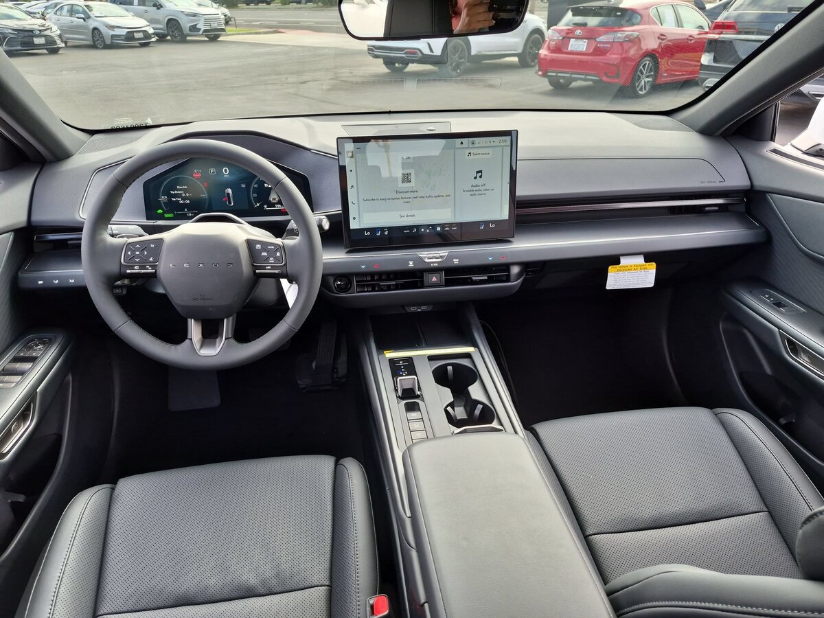 New 2026 Lexus ES 350h w/ Convenience Package FWD image 19