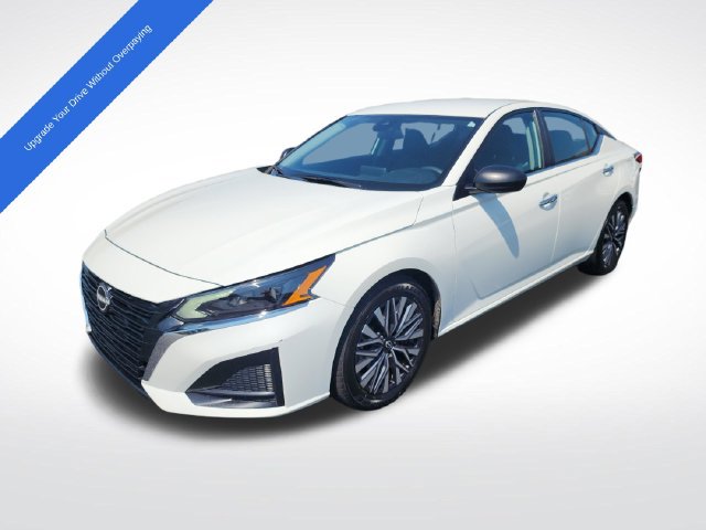 Used 2025 Nissan Altima 2.5 SV