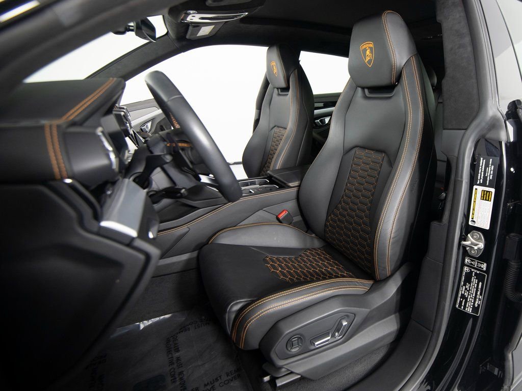 Used 2022 Lamborghini Urus image 29