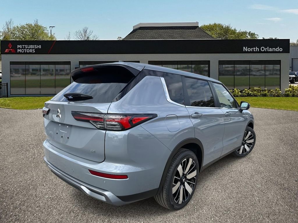 New 2026 Mitsubishi Outlander SE image 6