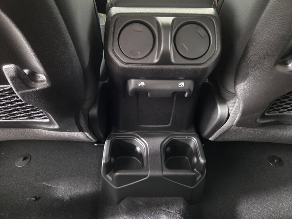 New 2026 Jeep Gladiator Sport AWD/4WD image 18