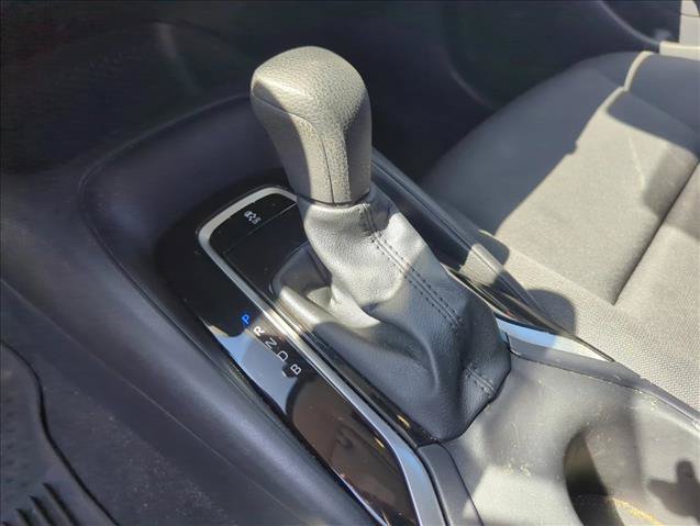 Certified 2025 Toyota Corolla LE FWD image 17