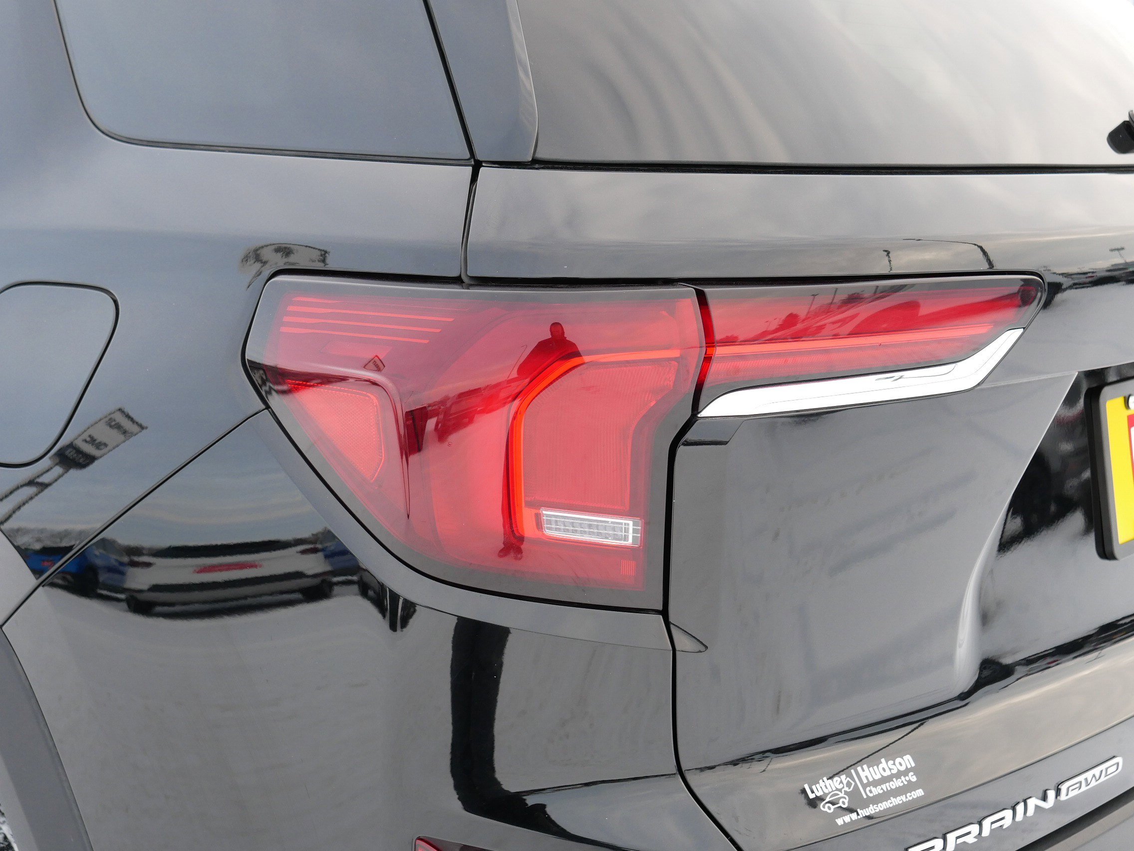 Used 2025 GMC Terrain Elevation image 17