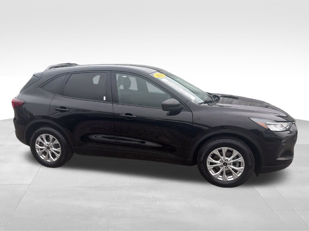Used 2025 Ford Escape Active FWD image 6