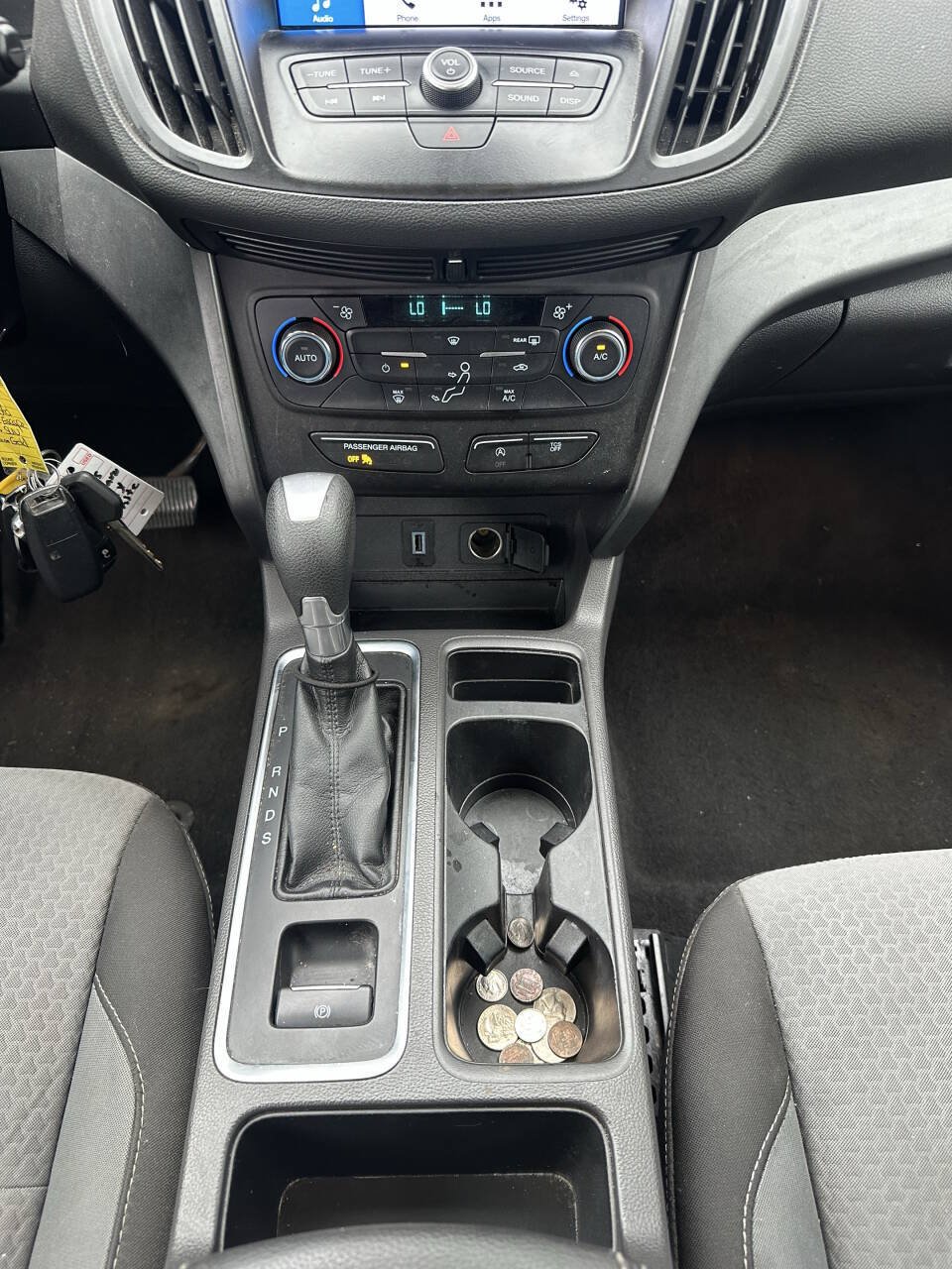 Used 2017 Ford Escape SE w/ Equipment Group 201A FWD image 12