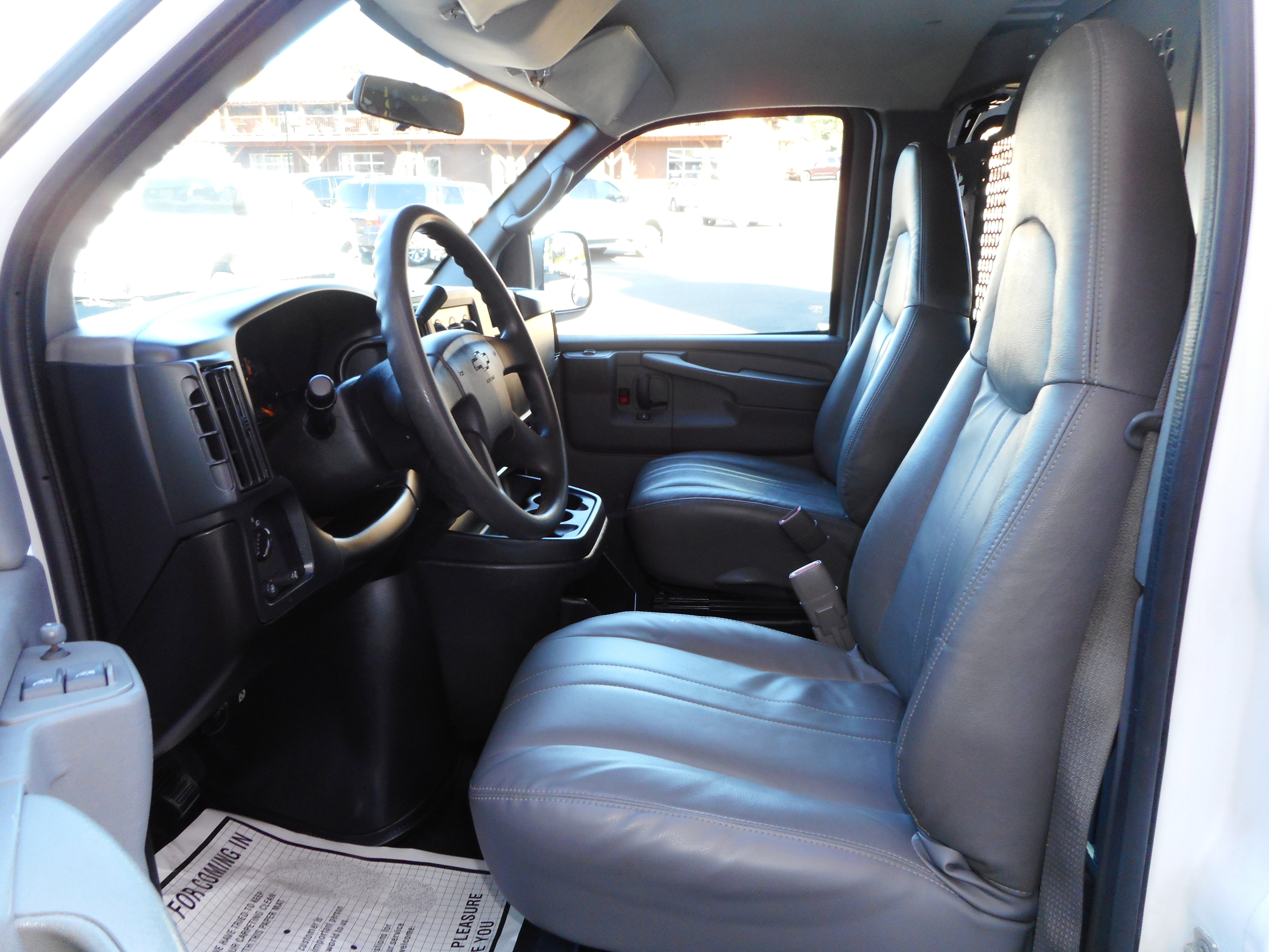 Used 2006 Chevrolet Express 2500 w/ Power and Light Package image 10