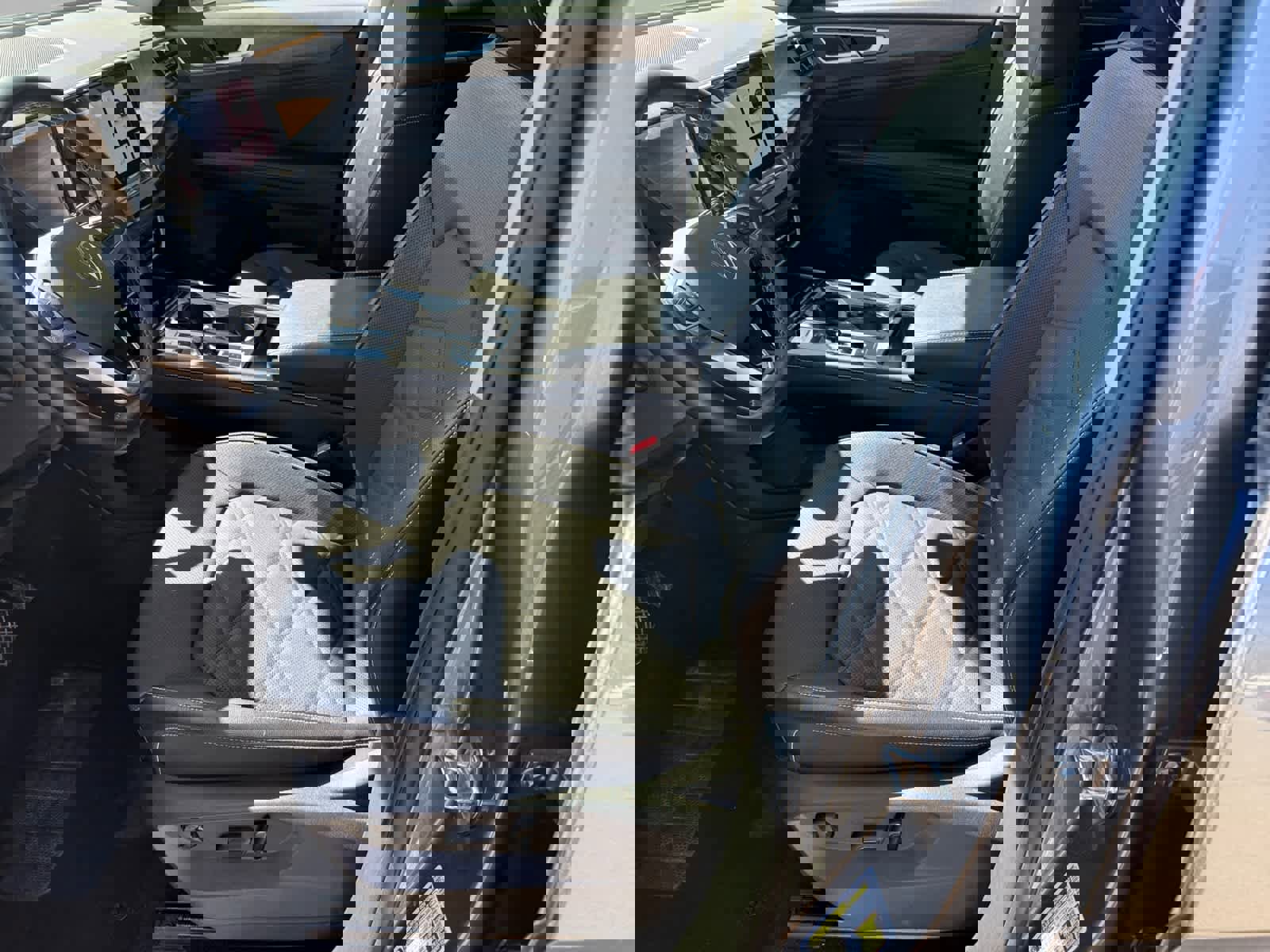 Used 2024 Volkswagen Atlas SE image 15