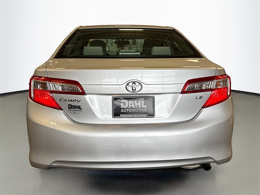 Used 2013 Toyota Camry LE image 13