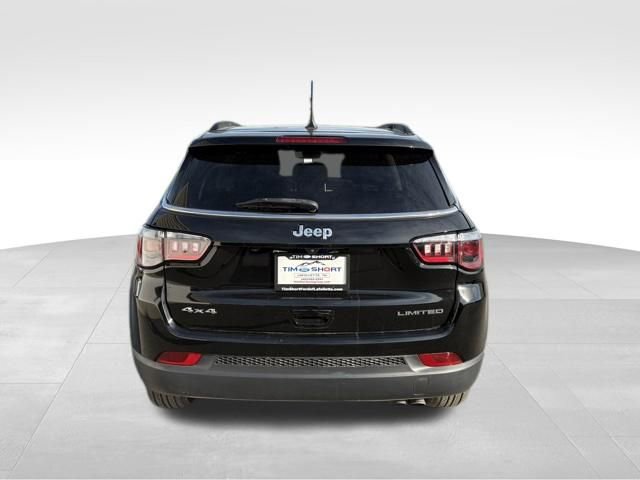 Used 2022 Jeep Compass Limited w/ Sun and Sound Group AWD/4WD image 10