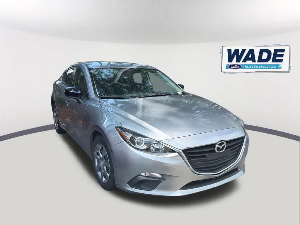 Used 2015 MAZDA MAZDA3 i SV FWD image 3