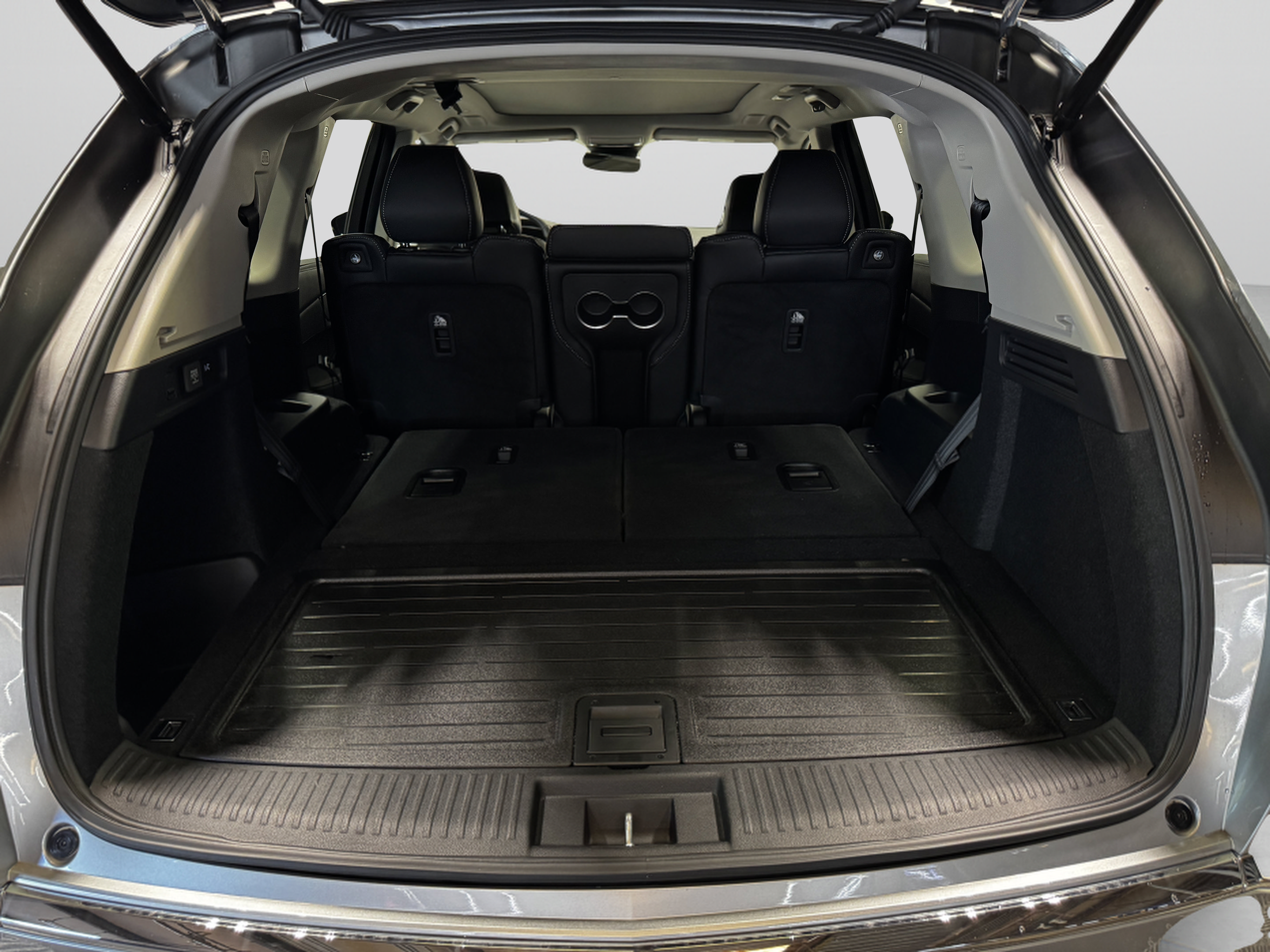 Certified 2026 Acura MDX w/ Technology Package FWD image 34