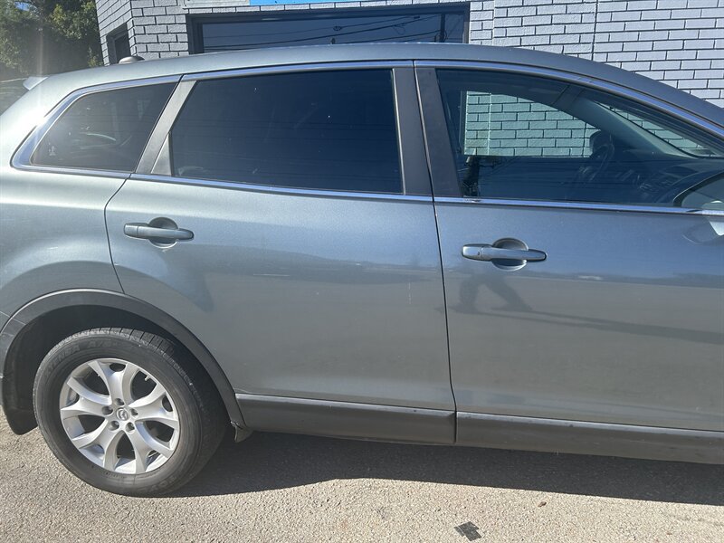 Used 2011 MAZDA CX-9 Touring w/ Moonroof & Bose Audio Pkg AWD/4WD image 20