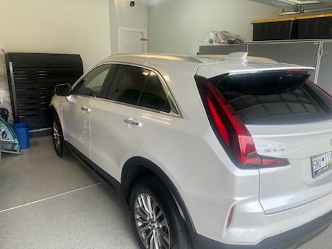Certified 2025 Cadillac XT4 Premium Luxury w/ Technology Package FWD image 3