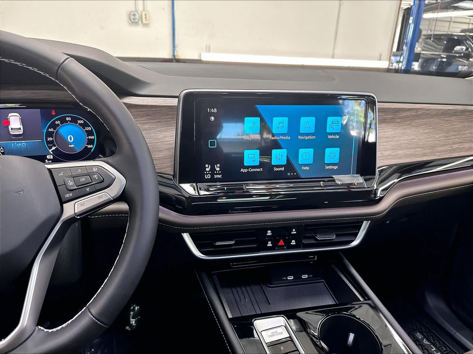 New 2026 Volkswagen Atlas SEL AWD/4WD image 6