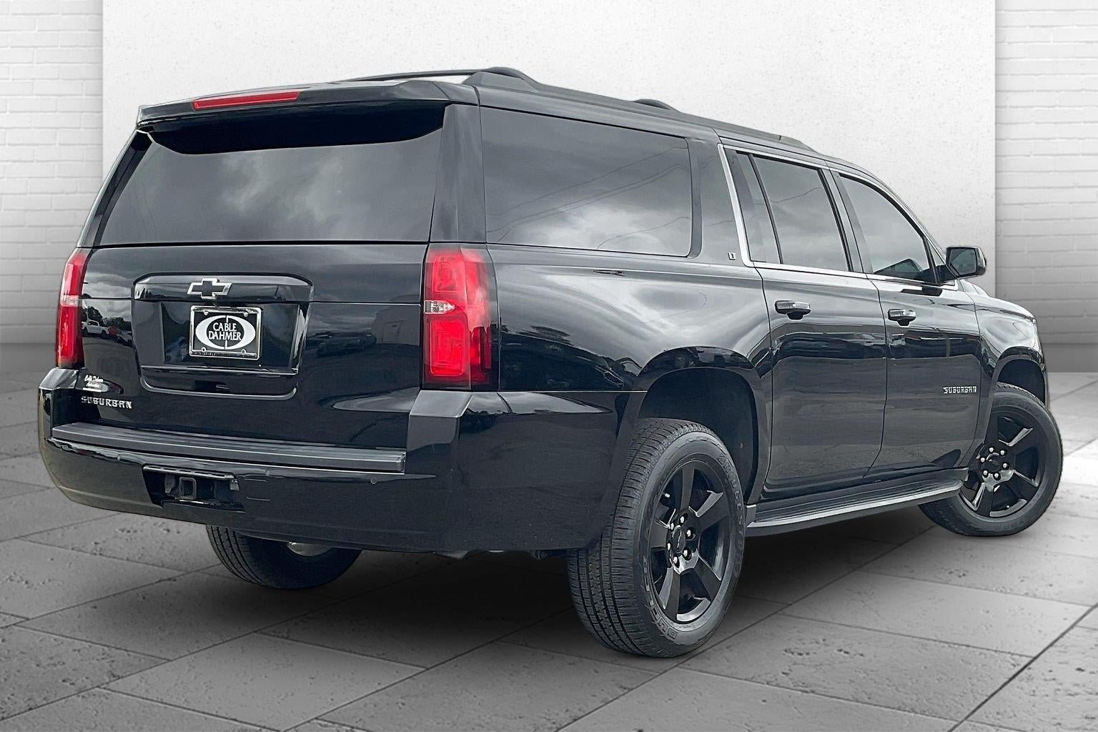 Used 2017 Chevrolet Suburban LT AWD/4WD image 13