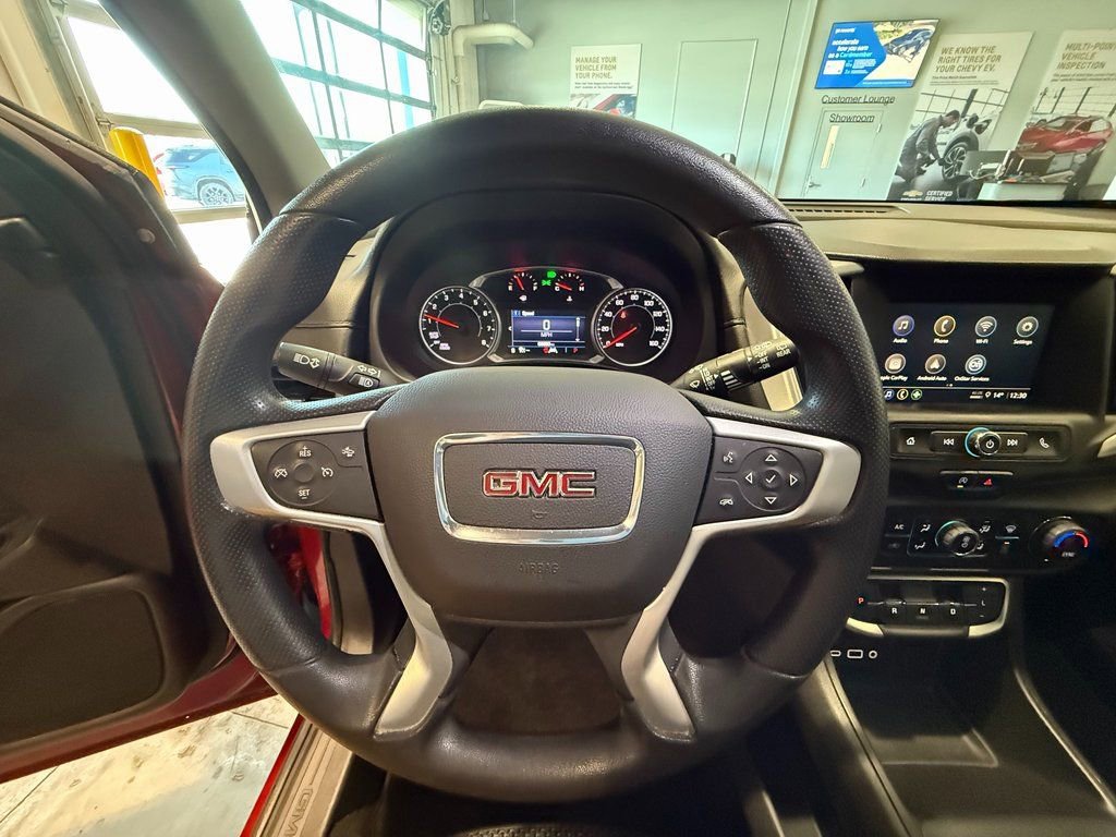 Certified 2022 GMC Terrain SLE w/ Driver Convenience Package image 18
