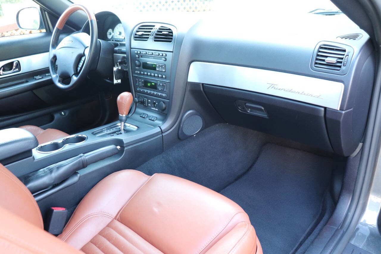 Used 2003 Ford Thunderbird image 62