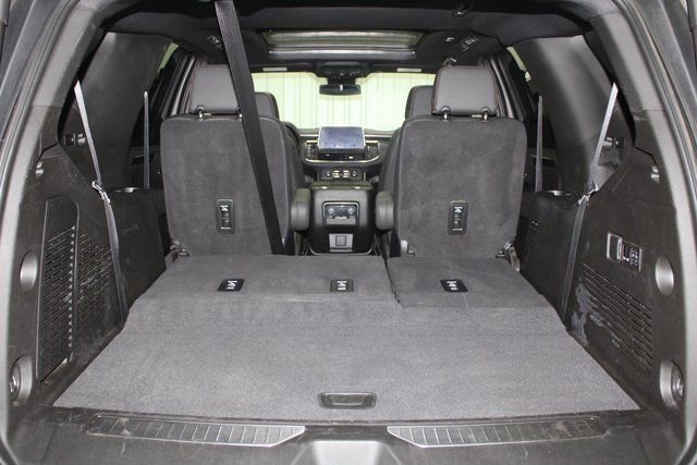 Used 2023 Chevrolet Tahoe RST w/ Luxury Package AWD/4WD image 8