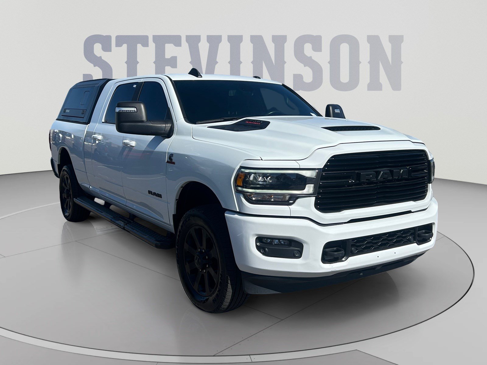 Used 2023 RAM 2500 Laramie w/ Night Edition AWD/4WD image 7