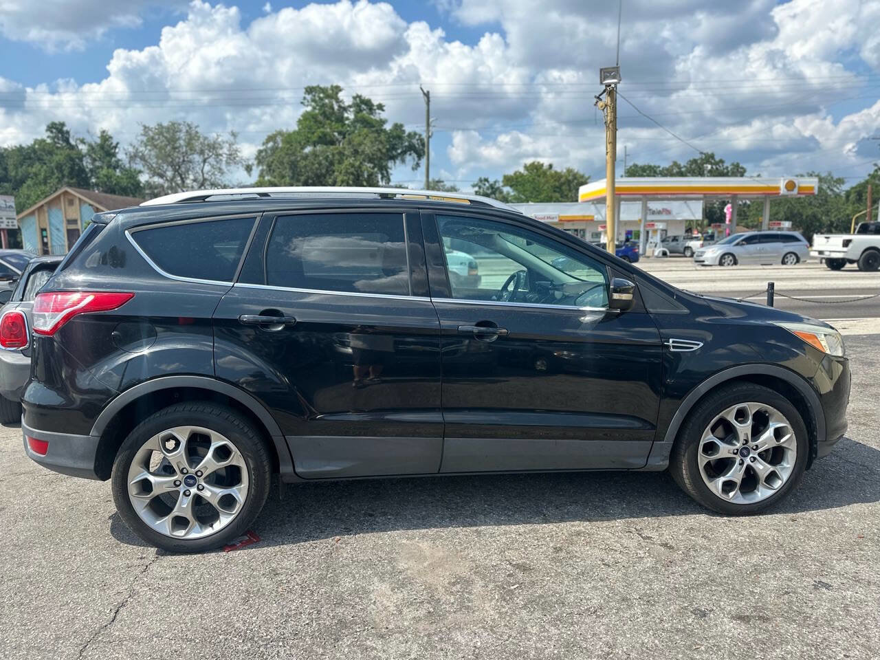 Used 2014 Ford Escape Titanium image 8