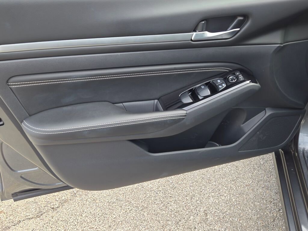 Used 2023 Nissan Altima 2.5 SL image 19