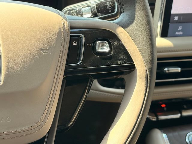 Used 2024 Lincoln Aviator Reserve w/ Equipment Group 201A AWD/4WD image 13