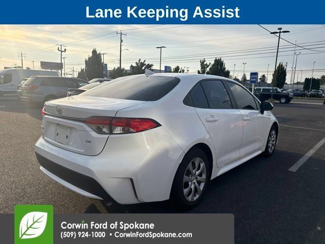 Used 2021 Toyota Corolla LE w/ Carpet Mat Package (TMS) FWD image 3