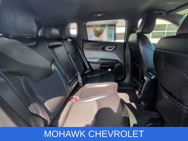 Used 2023 Jeep Compass Latitude AWD/4WD image 26