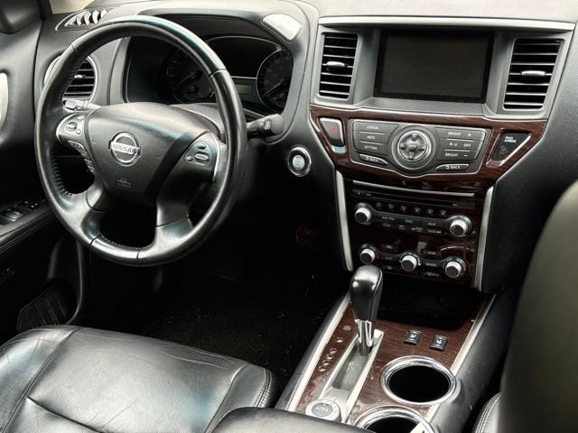 Used 2014 Nissan Pathfinder SL w/ SL Premium Package AWD/4WD image 15