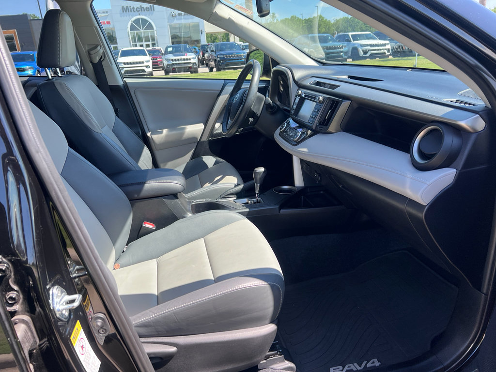 Used 2013 Toyota RAV4 Limited FWD image 14