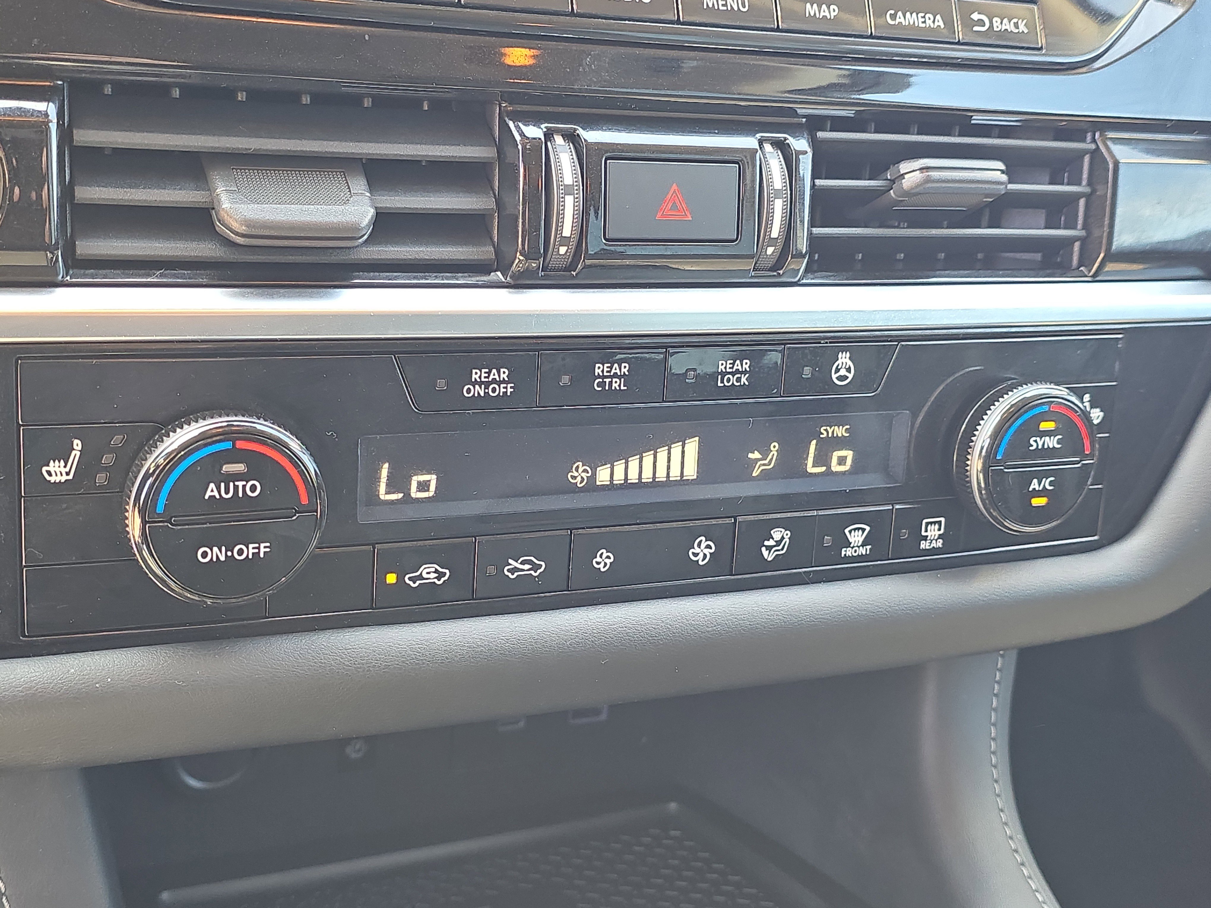 Used 2022 Nissan Pathfinder SL w/ SL Premium Package image 27