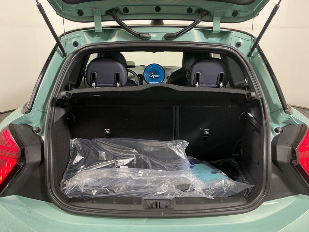 New 2026 MINI Cooper S image 27