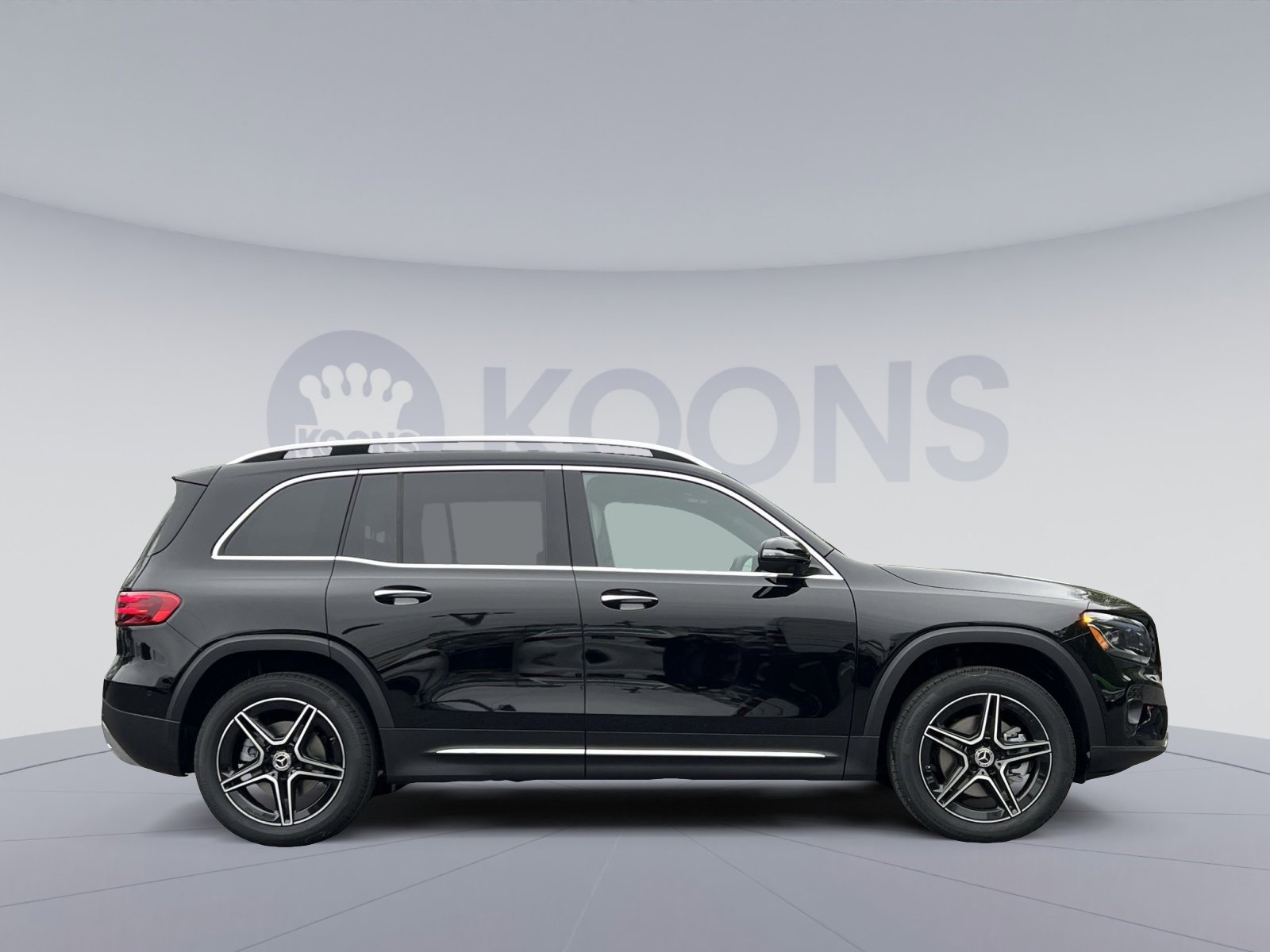 New 2026 Mercedes-Benz GLB 250 4MATIC image 7