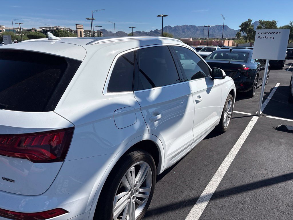 Used 2019 Audi Q5 2.0T Premium Plus w/ Premium Plus Package AWD/4WD image 4