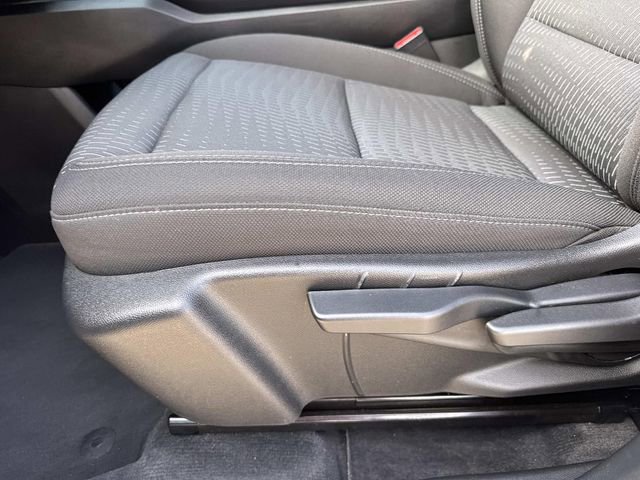 Used 2026 Chevrolet Equinox LT FWD image 38