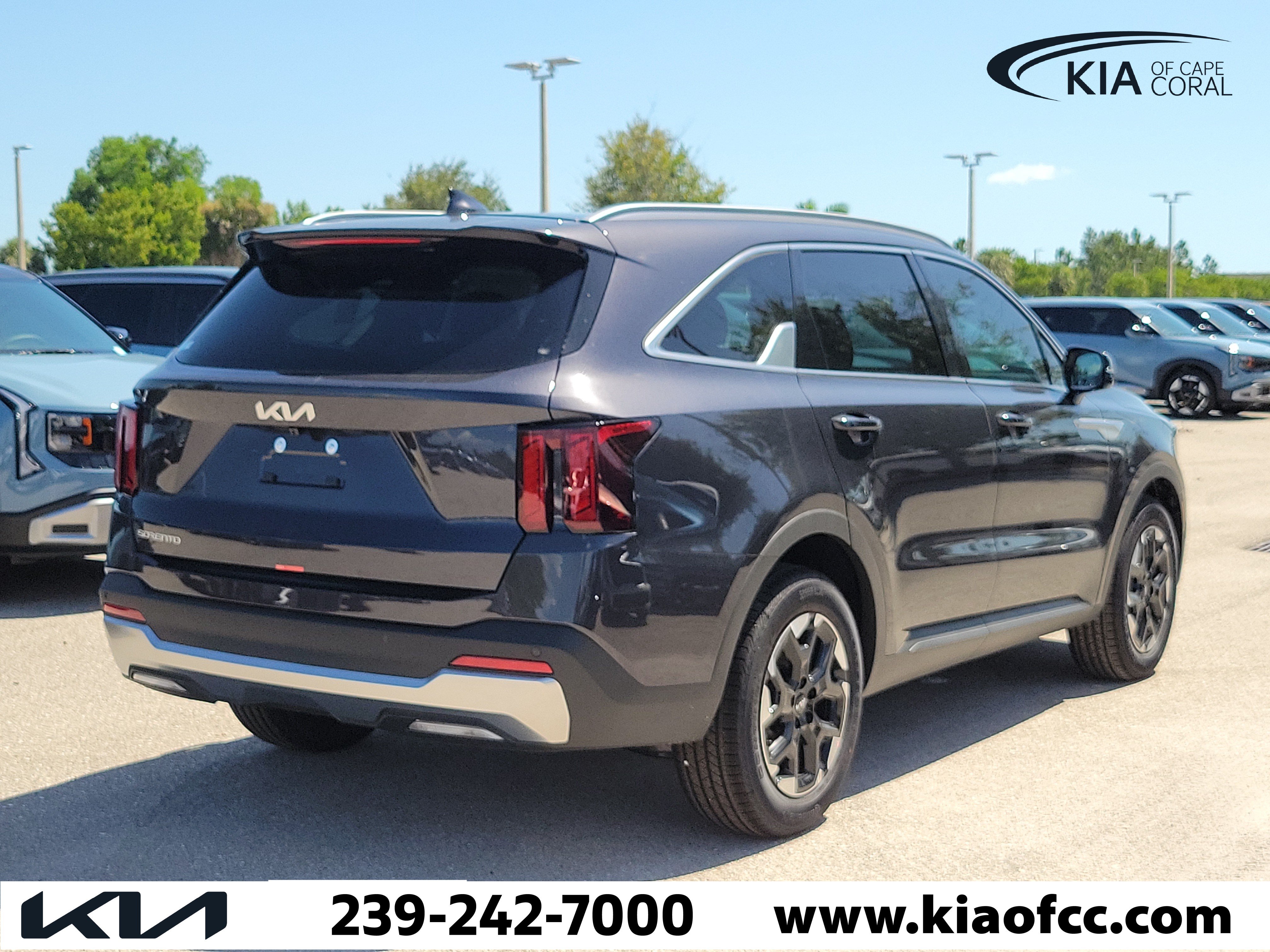 New 2026 Kia Sorento S w/ S Panoramic Sunroof Package FWD image 6