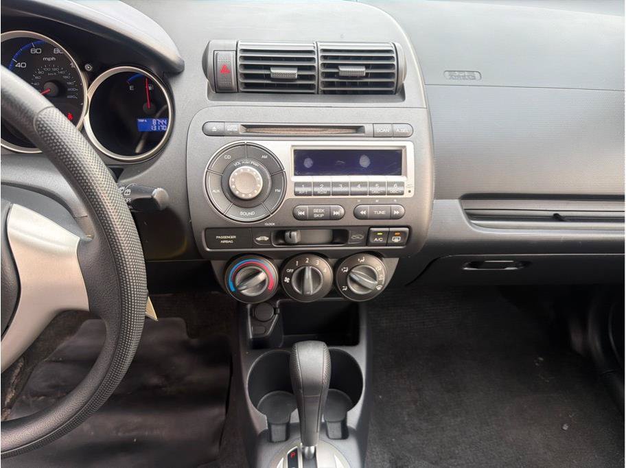 Used 2008 Honda Fit image 17