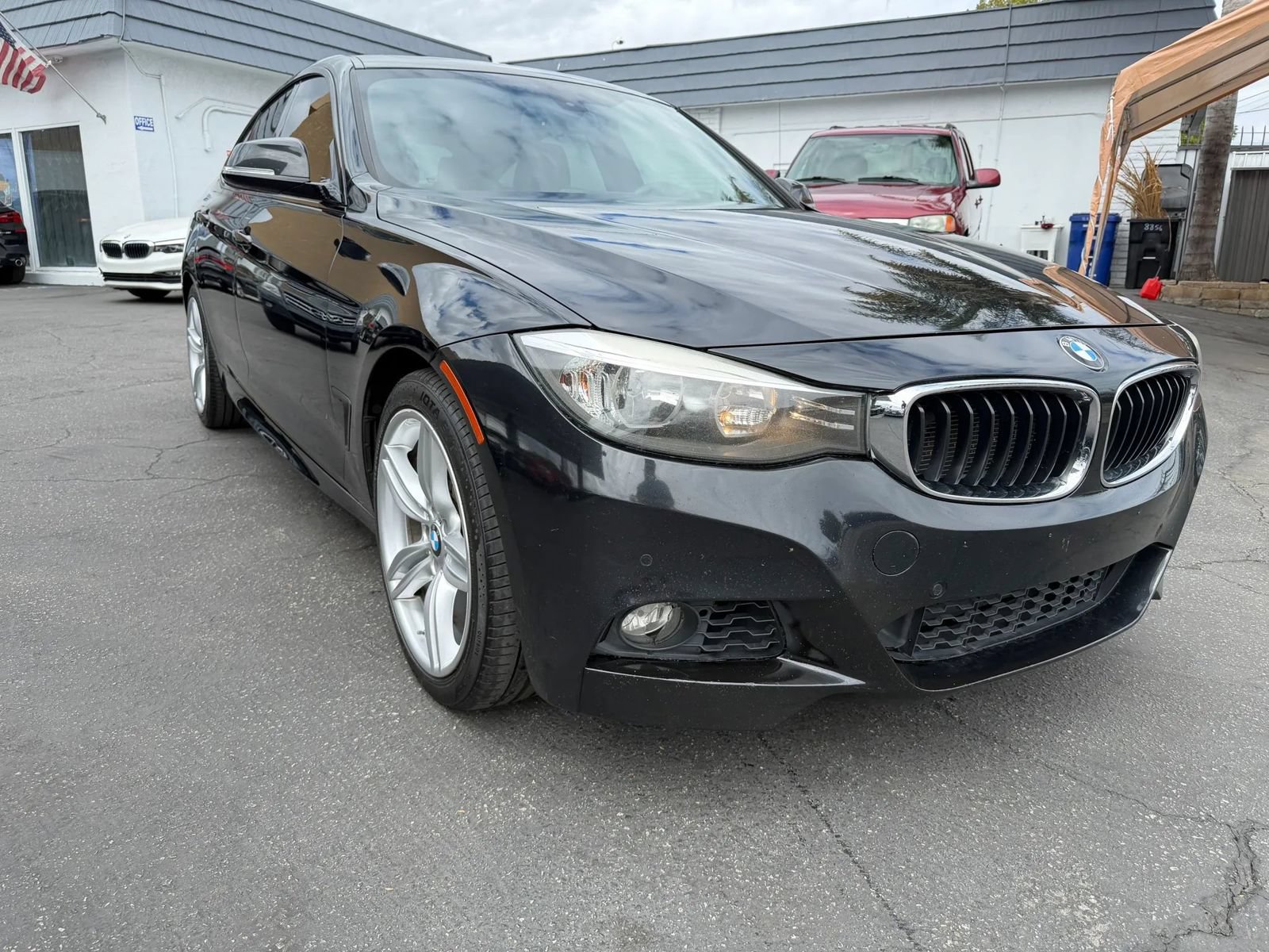 Used 2015 BMW 328i Gran Turismo xDrive AWD/4WD image 9