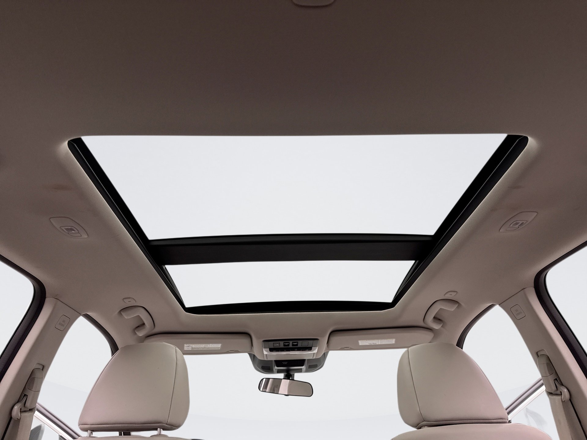 Used 2023 Nissan Rogue SV w/ SV Premium B Package image 18