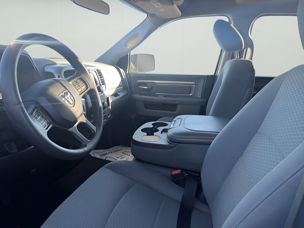 Used 2018 RAM 1500 Classic SLT image 13