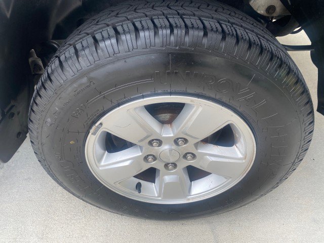 Used 2010 Jeep Liberty Sport w/ Popular Equipment Group image 90