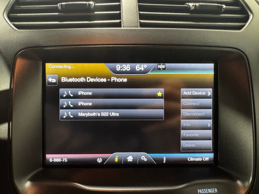 Used 2015 Ford Explorer XLT w/ Equipment Group 202B image 43