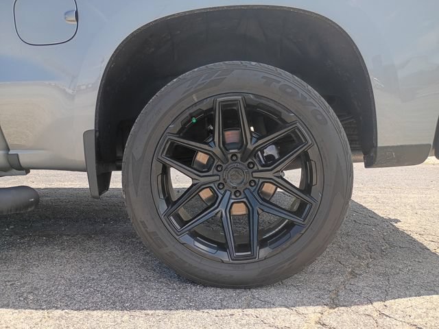 Used 2024 Chevrolet Silverado 1500 RST AWD/4WD image 13