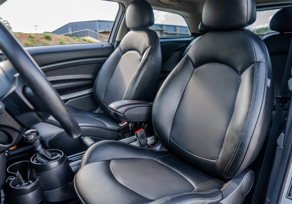 Used 2015 MINI Cooper Paceman S image 25