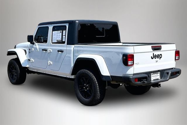 Used 2021 Jeep Gladiator Sport AWD/4WD image 4