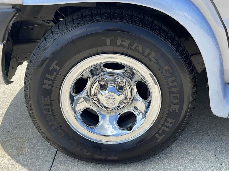 Used 1999 Dodge B1500 RWD image 18