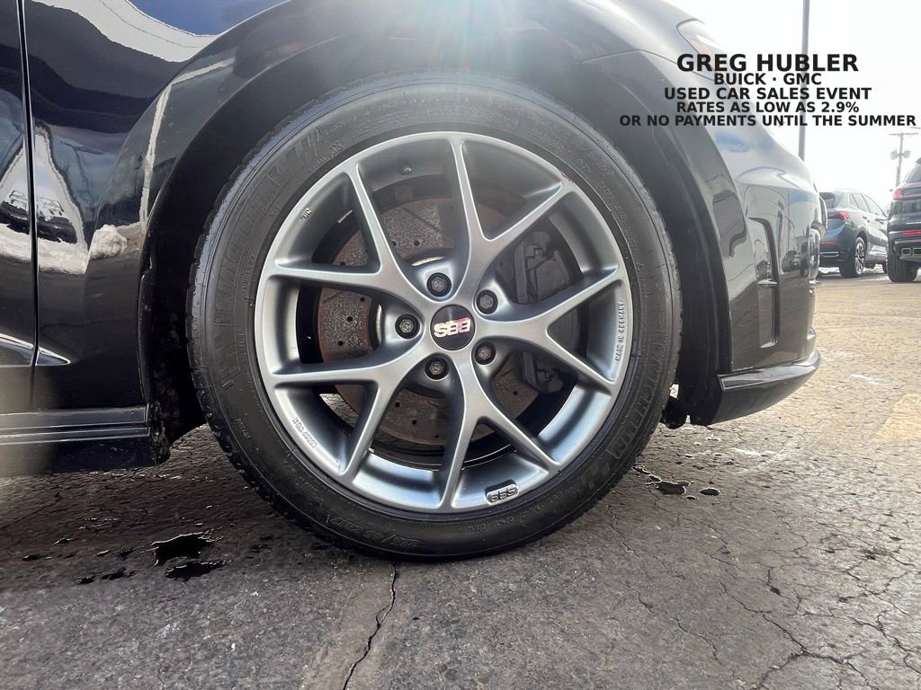 Used 2017 Volkswagen Golf R 4-Door AWD/4WD image 14