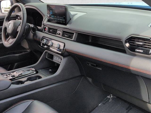 Used 2024 Honda Pilot TrailSport image 22