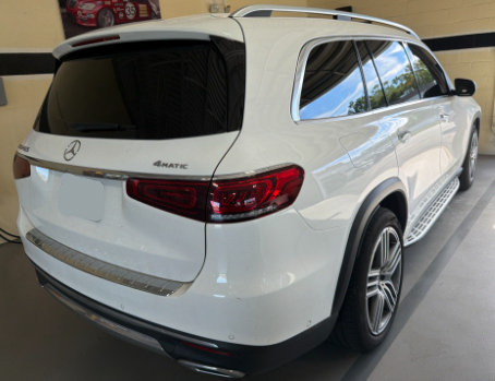 Used 2020 Mercedes-Benz GLS 450 4MATIC image 3